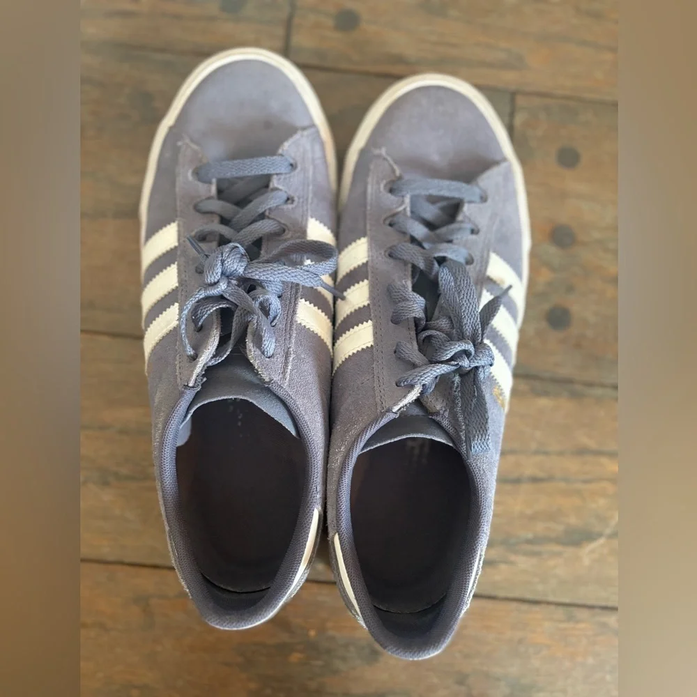 Adidas Men's Gray Blue and White Campus Sneakers Size 10.5
